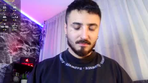 Snapshot of garbel09 chatting on October 3, 7:35 am Chris  Dont forget to gift me thumb up Its very important to me and makes me happy AF  online show from October 3, 7:35 am