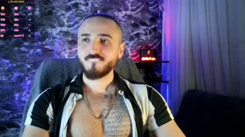 Snapshot of garbel09 chatting on March 1, 5:53 am Chris  Dont forget to gift me thumb up Its very important to me and makes me happy AF  online show from March 1, 5:53 am