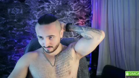 Snapshot of garbel09 chatting on December 16, 6:53 am Chris  Dont forget to gift me thumb up Its very important to me and makes me happy AF  online show from December 16, 6:53 am