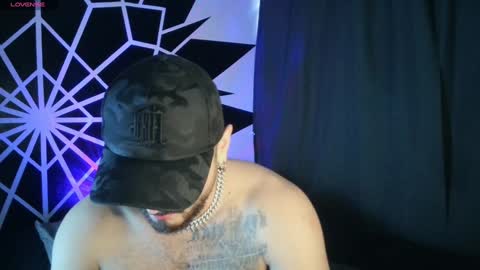 Snapshot of garbel09 chatting on January 28, 6:49 pm Chris  Dont forget to gift me thumb up Its very important to me and makes me happy AF  online show from January 28, 6:49 pm