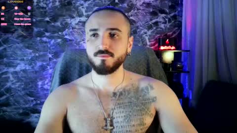 Snapshot of garbel09 chatting on March 4, 6:15 am Chris  Dont forget to gift me thumb up Its very important to me and makes me happy AF  online show from March 4, 6:15 am