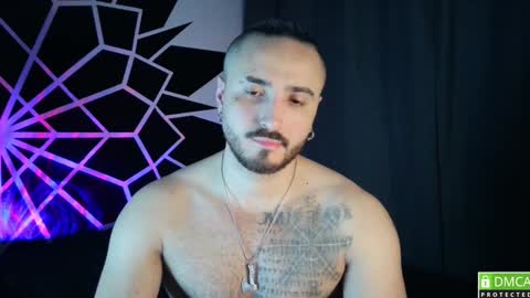 Snapshot of garbel09 chatting on December 18, 5:48 am Chris  Dont forget to gift me thumb up Its very important to me and makes me happy AF  online show from December 18, 5:48 am