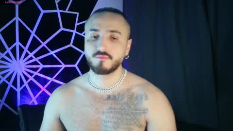 Snapshot of garbel09 chatting on January 20, 6:21 am Chris  Dont forget to gift me thumb up Its very important to me and makes me happy AF  online show from January 20, 6:21 am