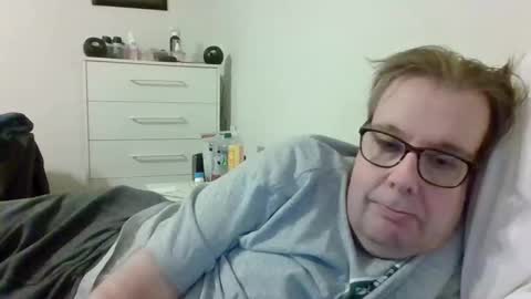 Gary online show from February 18, 5:49 am