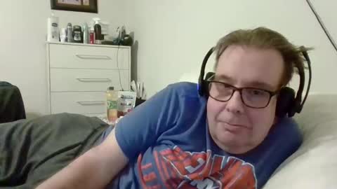 Gary online show from November 23, 4:01 am