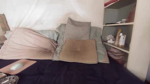 gayrobbin online show from February 25, 8:43 pm