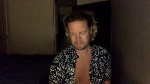 gcsurfer81 online show from February 27, 8:50 am