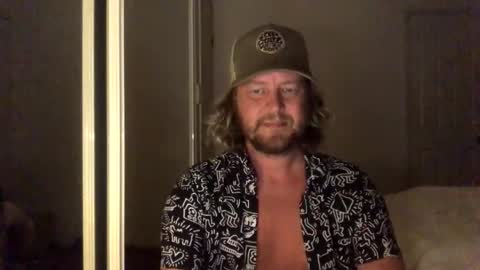 gcsurfer81 online show from October 22, 8:51 am