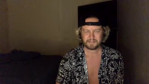 gcsurfer81 online show from February 21, 8:39 am