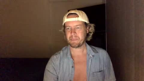 gcsurfer81 online show from January 13, 8:37 am