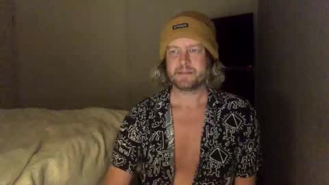 gcsurfer81 online show from September 9, 9:42 am