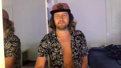 gcsurfer81 online show from February 2, 7:18 am