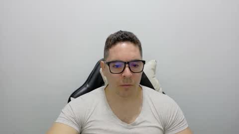 genesis_wb online show from April 7, 1:49 am