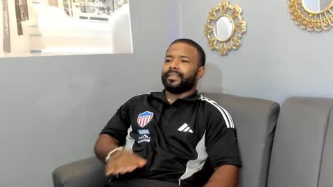 gerald_scott7 online show from December 1, 4:04 am