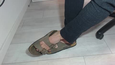 GermanSoleBro online show from January 16, 7:55 am