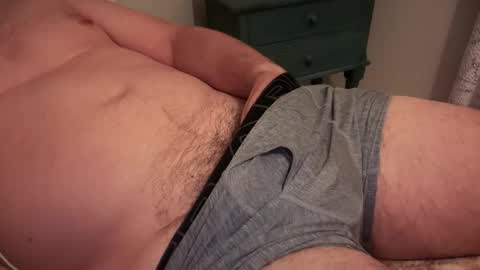 Snapshot of gerthyperv chatting on October 5, 7:12 am girthyperv online show from October 5, 7:12 am