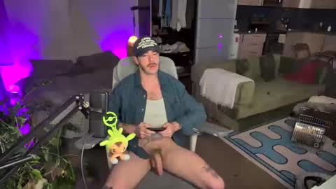 getoffwithtrent online show from December 21, 4:31 am