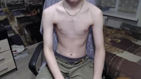 Snapshot of ghostfacefriends chatting on December 11, 5:21 pm Fedya online show from December 11, 5:21 pm