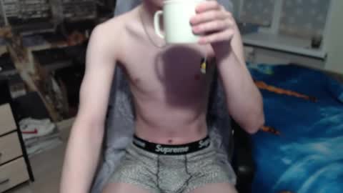 Snapshot of ghostfacefriends chatting on December 21, 4:19 am Fedya online show from December 21, 4:19 am