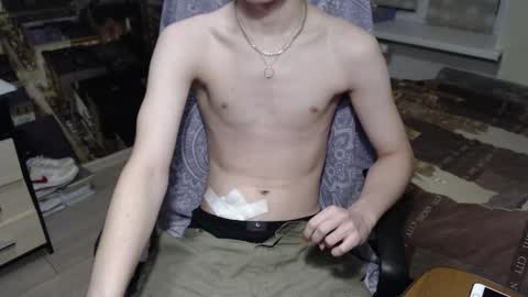 Snapshot of ghostfacefriends chatting on December 9, 4:29 pm Fedya online show from December 9, 4:29 pm