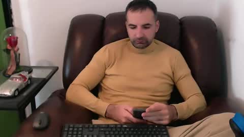 Snapshot of gianni_lion chatting on January 20, 11:13 am Gianni online show from January 20, 11:13 am