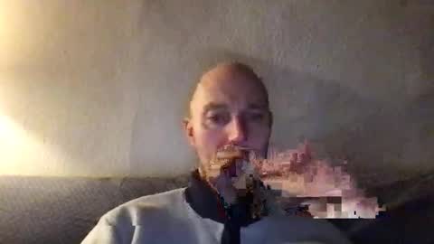 giannipaciotti online show from December 20, 6:24 pm