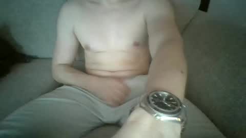 Giantjunkjack online show from February 3, 12:36 am