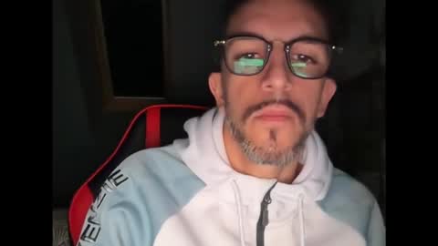 Gigi online show from November 16, 5:42 am