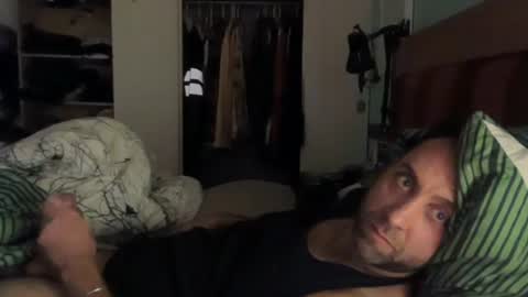 gilber10101 online show from November 2, 10:52 am