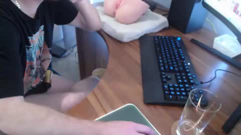 gingerbwc9889 online show from October 20, 11:52 pm