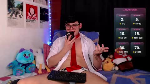 Josh Mills online show from February 15, 1:00 am