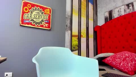 Giovanni online show from December 16, 8:16 pm