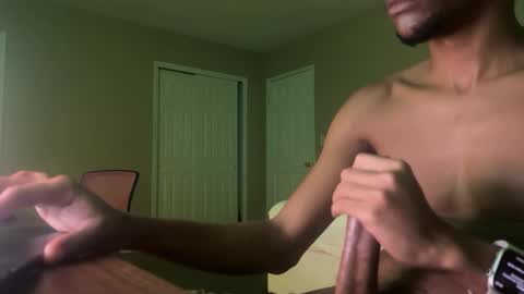 girlsonlyy666 online show from December 5, 3:26 am