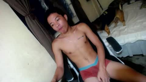 glenndou_daxs online show from November 24, 9:32 am