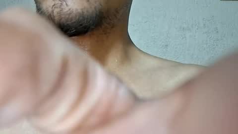 glly444 online show from April 12, 4:37 am