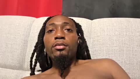 glomightyj online show from December 15, 5:15 am