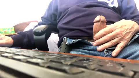 gngnxxx online show from February 26, 6:42 pm