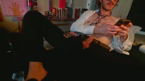 gnickname online show from May 16, 12:52 am