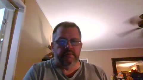 IDKIDCIDGAF online show from October 12, 3:00 am