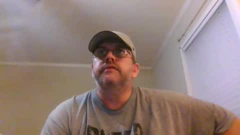 IDKIDCIDGAF online show from November 8, 1:20 am