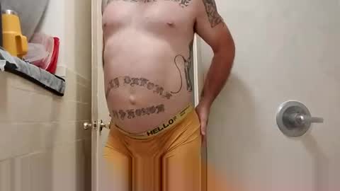 Snapshot of goblue4133 chatting on October 20, 2:48 am goblue4133 online show from October 20, 2:48 am