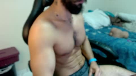 god hunkules online show from April 10, 4:25 pm