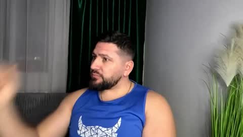 gold_alpha_boy online show from March 1, 7:46 pm