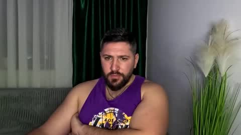 gold_alpha_boy online show from March 15, 7:09 pm