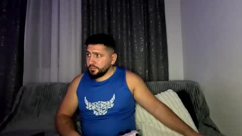 gold_alpha_boy online show from November 5, 6:21 pm