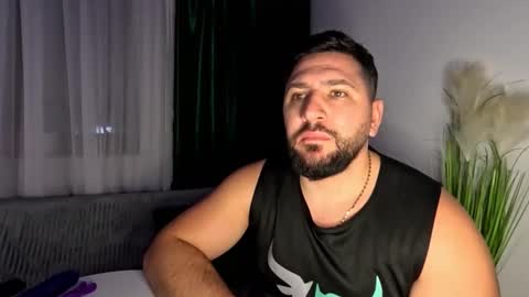 gold_alpha_boy online show from January 16, 9:17 pm