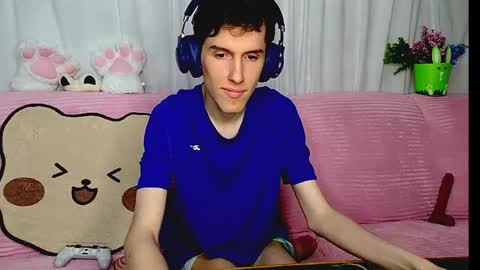 Luca online show from May 6, 4:40 pm