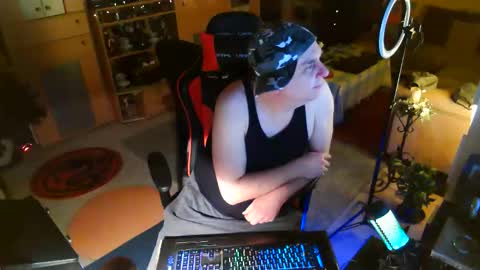 google5001 online show from February 2, 4:33 am