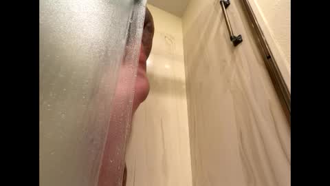 gorillajoe602 online show from September 9, 1:49 am