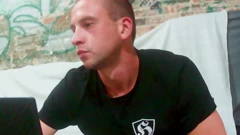 Snapshot of grabisz30 chatting on September 10, 9:35 pm grabisz30 online show from September 10, 9:35 pm